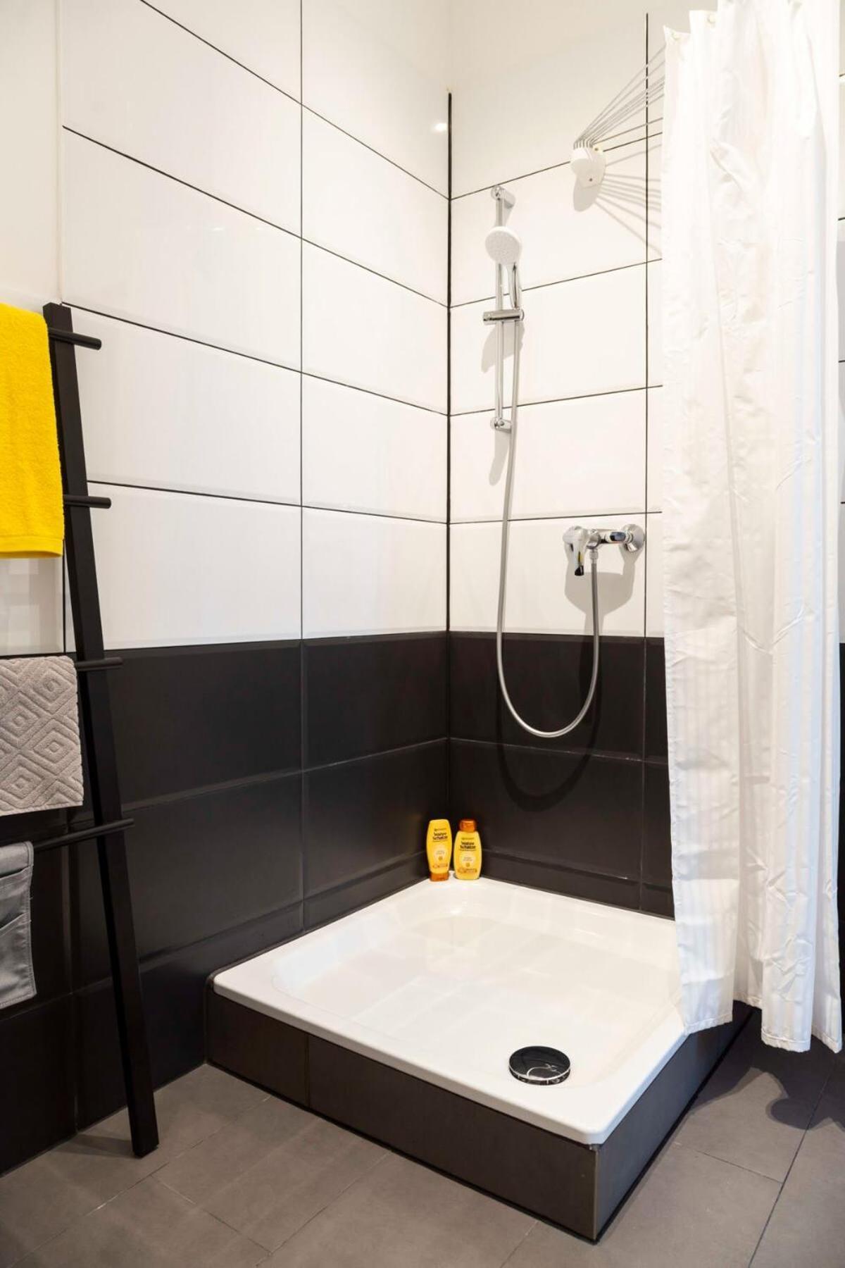 Spacious Family Apartment At Mauerpark Plus Selfcheckin Берлін Екстер'єр фото